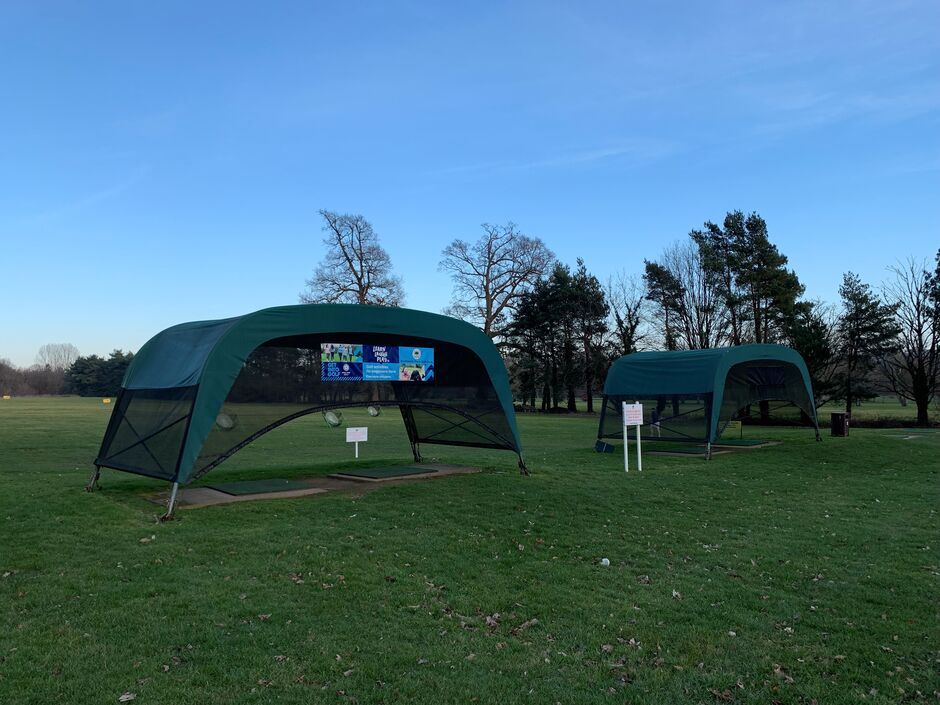 Golf practice facilities